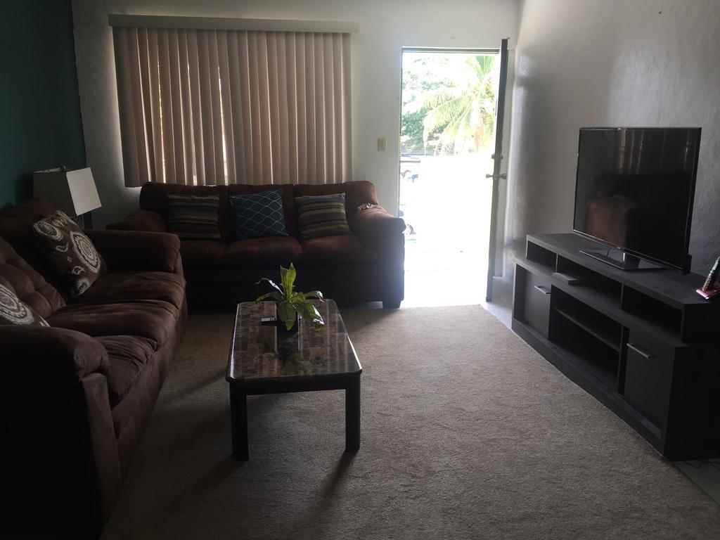 Beautiful 2 Bedroom 1 Bath Tamuning Exterior foto